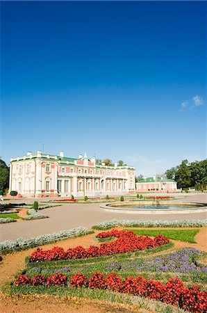 simsearch:841-02707146,k - Garden at Kadriorg Palace, residence of the president of Estonia, Tallinn, Estonia, Baltic States, Europe Foto de stock - Con derechos protegidos, Código: 841-03054976