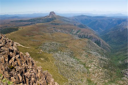 Vue de Barn Bluff de Cradle Mountain sur l'Overland Track, Cradle Mountain Lake St Clair Parc National, partie du patrimoine mondial de l'UNESCO, Tasmanie, Australie, Tasmanie des, Pacifique Photographie de stock - Rights-Managed, Code: 841-03055062