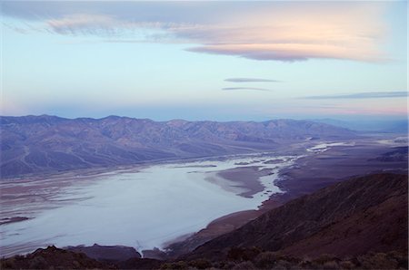 Lever du soleil sur Badwater et la gamme Panamint Dantes View, Death Valley National Park, California, États-Unis d'Amérique, Amérique du Nord Photographie de stock - Rights-Managed, Code: 841-03055309