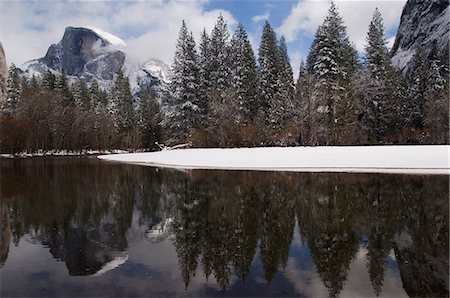 simsearch:841-03066223,k - Reflection of Half Dome Peak in the Merced River after fresh snow fall in Yosemite Valley, Yosemite National Park, UNESCO World Heritage Site, California, United States of America, North America Foto de stock - Con derechos protegidos, Código: 841-03055303