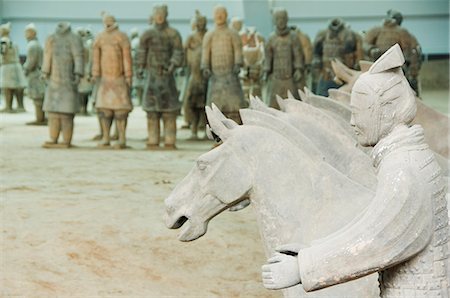 simsearch:841-03673020,k - Fosse 1, mausolée du premier empereur Qin logé dans le Musée des guerriers en terre cuite a ouvert en 1979 près de ville de Xian, Shaanxi Province, Chine, Asie Photographie de stock - Rights-Managed, Code: 841-03055421