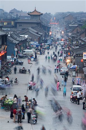simsearch:841-03055496,k - People in the historic old town, a UNESCO World Heritage Site, Pingyao City, Shanxi Province, China, Asia Foto de stock - Con derechos protegidos, Código: 841-03055495
