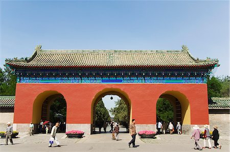 simsearch:841-03055462,k - An entrance gate at The Temple of Heaven, UNESCO World Heritage Site, Beijing, China, Asia Foto de stock - Con derechos protegidos, Código: 841-03055528