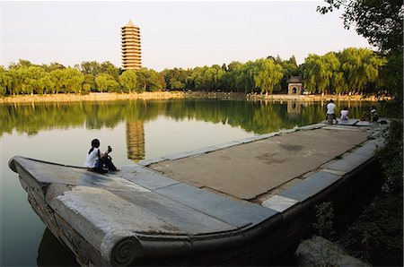 Pagode Boya tour dans l'enceinte de l'Université de Beijing, Haidian district, Beijing, Chine, Asie Photographie de stock - Rights-Managed, Code: 841-03055651