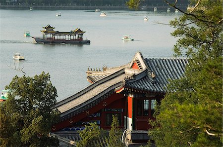 Chinese style boats on a lake in Beihai Park, Beijing, China, Asia Stock Photo - Rights-Managed, Code: 841-03055707