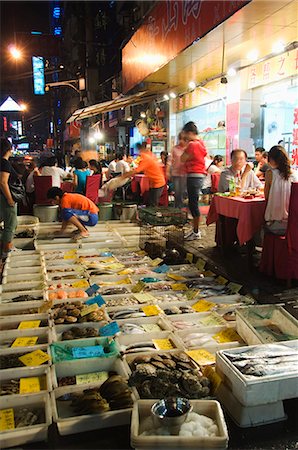 fish market in china - Outdoor fish market and dining area, Shanghai, China, Asia Stock Photo - Rights-Managed, Code: 841-03055731