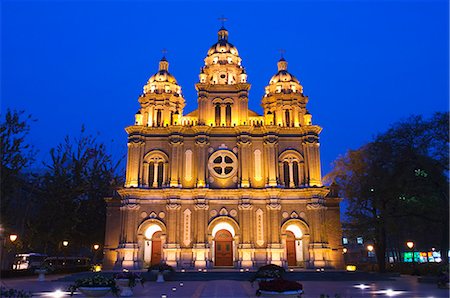 St. Josephs Church (the East Church) built in 1655 during the reign of Shunzhi, illuminated in the evening, Wangfujing Shopping Street, Beijing, China, Asia Stock Photo - Rights-Managed, Code: 841-03055814