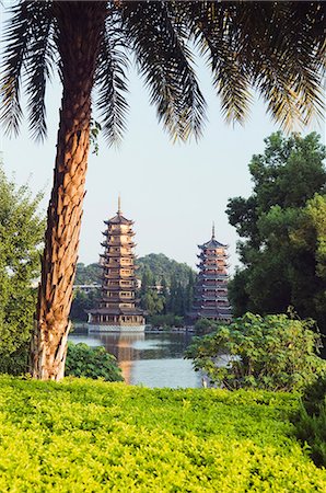 Banyan Lake Pagodas, Guilin, Guangxi Province, China, Asia Stock Photo - Rights-Managed, Code: 841-03056078