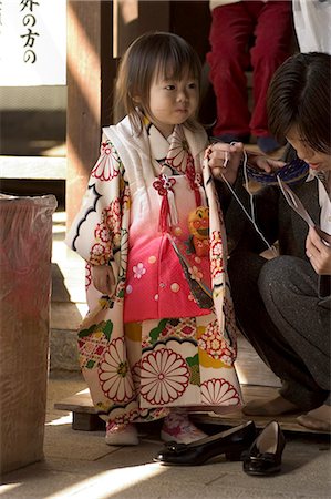simsearch:841-03056268,k - 7-5-3 festival, girl at Kitano Tenmangu shrine, Kyoto city, Honshu, Japan, Asia Stock Photo - Rights-Managed, Code: 841-03056257