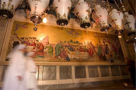 simsearch:841-03056360,k - Nuns in front of wall painting of Jesus Christ's death, Church of the Holy Sepulchre, Old Walled City, Jerusalem, Israel, Middle East Foto de stock - Con derechos protegidos, Código: 841-03056359