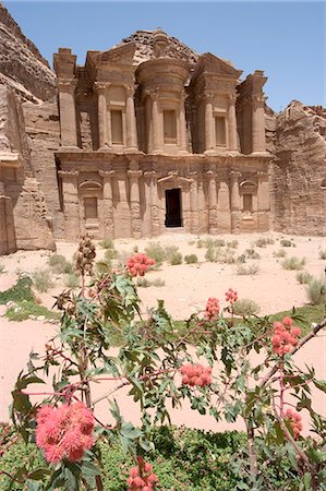 simsearch:841-03057601,k - The Monastery, Petra, UNESCO World Heritage Site, Wadi Musa (Mousa), Jordan, Middle East Stock Photo - Rights-Managed, Code: 841-03056426