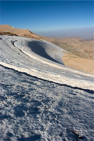 simsearch:841-03055296,k - Snow capped mountains, Qornet as-Sawda, 3090m, Bcharre, Qadisha Valley, North Lebanon, Middle East Foto de stock - Con derechos protegidos, Código: 841-03056455