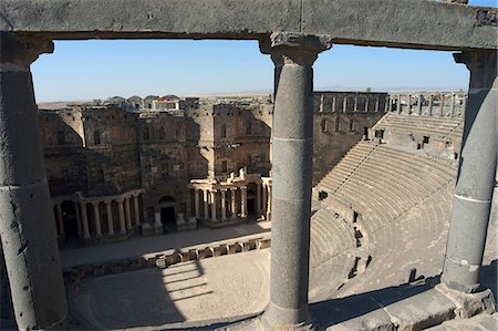 simsearch:841-03056632,k - Le théâtre romain, Citadelle, Bosra, Site du patrimoine mondial de l'UNESCO, la Syrie Moyen-Orient Photographie de stock - Rights-Managed, Code: 841-03056543