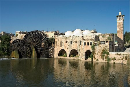 simsearch:841-02916517,k - Mosquée et roues hydrauliques sur la rivière Oronte, Hama, en Syrie, Moyen Orient Photographie de stock - Rights-Managed, Code: 841-03056586