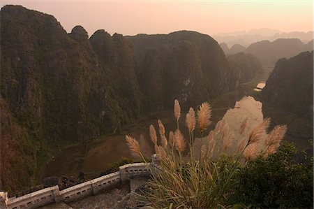 Sunset, hill top view, Tam Coc, Ninh Binh, south of Hanoi, North Vietnam, Southeast Asia, Asia Stock Photo - Rights-Managed, Code: 841-03056724