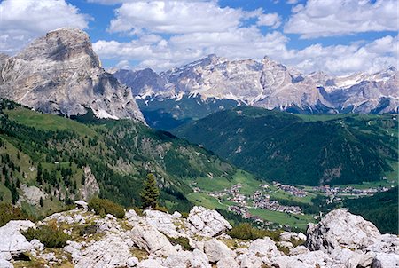 simsearch:841-02920566,k - Valley east of Gardena Pass with villages of Colfosco (Kolfuschg) and Corvara, Dolomites, Alto Adige, Italy, Europe Stock Photo - Rights-Managed, Code: 841-03056872