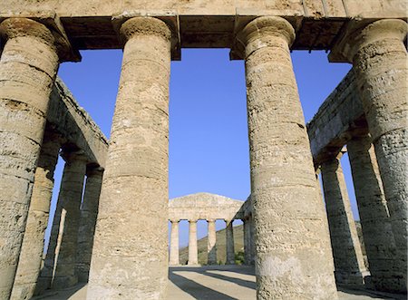 segesta - Segesta, Sicily, Italy, Mediterranean, Europe Foto de stock - Direito Controlado, Número: 841-03057421