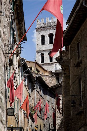 simsearch:841-02920532,k - Flags in the Corso, Assisi, Umbria, Italy, Europe Stock Photo - Rights-Managed, Code: 841-03057441