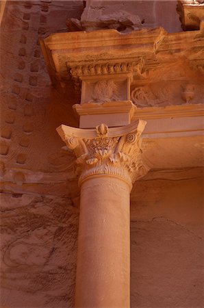 Le Trésor bâtiment (Al Khazneh), Petra, patrimoine mondial de l'UNESCO, Jordanie, Moyen-Orient Photographie de stock - Rights-Managed, Code: 841-03057609