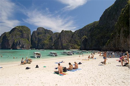 Maya Bay, Insel Phi Phi Lay, Thailand, Südostasien, Asien Stockbilder - Lizenzpflichtiges, Bildnummer: 841-03057636