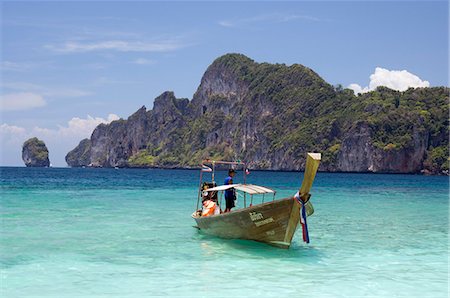 simsearch:841-02825074,k - Yong Kasem beach, known as Monkey Beach, Phi Phi Don Island, Thailand, Southeast Asia, Asia Foto de stock - Con derechos protegidos, Código: 841-03057656