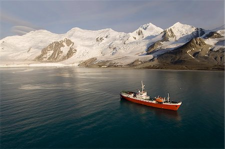 simsearch:841-03057779,k - Antarctic Dream ship, False Bay, Livingston Island, South Shetland Islands, Antarctica, Polar Regions Foto de stock - Con derechos protegidos, Código: 841-03057752