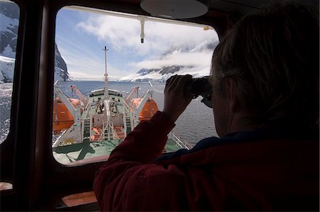 Icemaster Captain Thomas Roeder, Antarctic Dream ship, Lemaire Channel, Antarctic Peninsula, Antarctica, Polar Regions Stock Photo - Rights-Managed, Code: 841-03057779