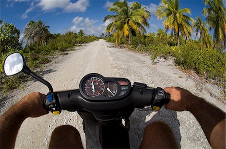 path wide angle - Fakarawa, Tuamotu Archipelago, French Polynesia, Pacific Islands, Pacific Stock Photo - Rights-Managed, Code: 841-03058140