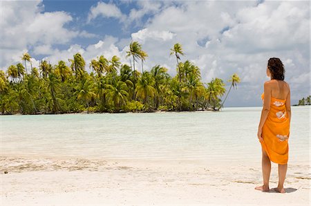 Blue Lagoon, Rangiroa, Tuamotu Archipelago, French Polynesia, Pacific Islands, Pacific Stock Photo - Rights-Managed, Code: 841-03058295