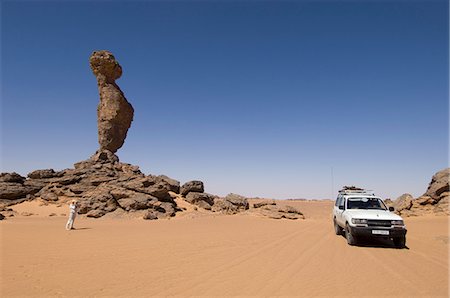 Rock formation called The Finger of Allah, Akakus, Sahara desert, Fezzan, Libya, North Africa, Africa Foto de stock - Con derechos protegidos, Código: 841-03058517