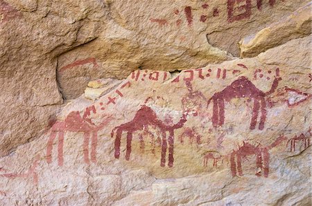 fezzan - Peintures rupestres préhistoriques, Wadi Teshuinat, Akakus, Sahara desert, Fezzan (Libye), l'Afrique du Nord, Afrique Photographie de stock - Rights-Managed, Code: 841-03058538