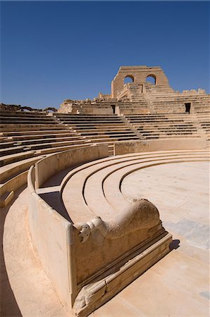 Théâtre romain, le site de Sabratha Roman, patrimoine mondial de l'UNESCO, la Tripolitaine, la Libye, en Afrique du Nord, Afrique Photographie de stock - Rights-Managed, Code: 841-03058623