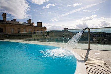 roman baths uk - Roof Top Pool in New Royal Bath, Thermae Bath Spa, Bath, Avon, England, United Kingdom, Europe Stock Photo - Rights-Managed, Code: 841-03064002