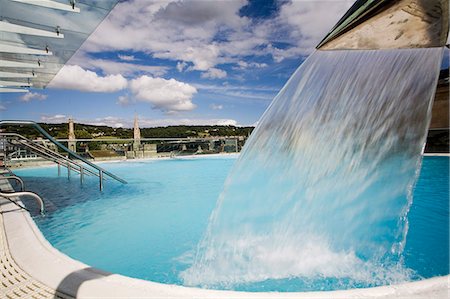 simsearch:841-03063986,k - Roof Top Pool in New Royal Bath, Thermae Bath Spa, Bath, Avon, England, United Kingdom, Europe Foto de stock - Con derechos protegidos, Código: 841-03064003