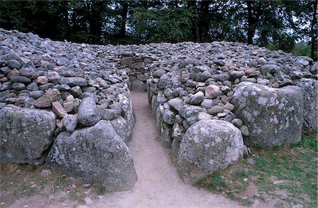 Clava Cairns, group of neolithic tombs near Inverness, Highland region, Scotland, United Kingdom, Europe Foto de stock - Con derechos protegidos, Código: 841-03064028