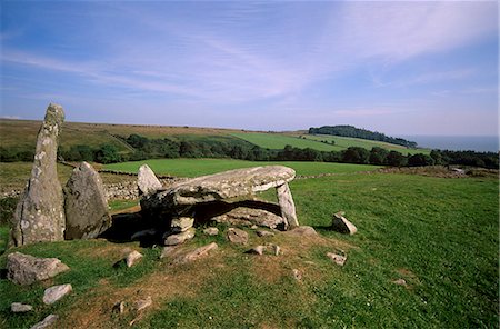 Cairnholy II Chambered cairn dating from the Neolithic Bronze age, near Creetown, Galloway, Dumfries and Galloway, Scotland, United Kingdom, Europe Foto de stock - Con derechos protegidos, Código: 841-03064023