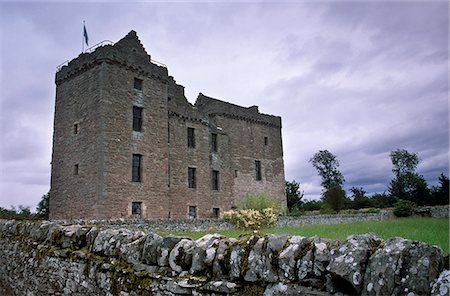 perth and kinross - Huntingtower Castle dating from the 15th century, castle of the Ruthven family, confiscated by James VI for treason, near Perth, Perth and Kinross, Scotland, United Kingdom, Europe. Foto de stock - Direito Controlado, Número: 841-03064073