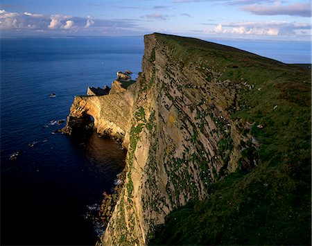 foula shetland - Sheer drop of Da Nort Bank, over 250m, and natural arches, north-west of Foula island, Foula, Shetland Islands, Scotland, United Kingdom, Europe Stock Photo - Rights-Managed, Code: 841-03064239