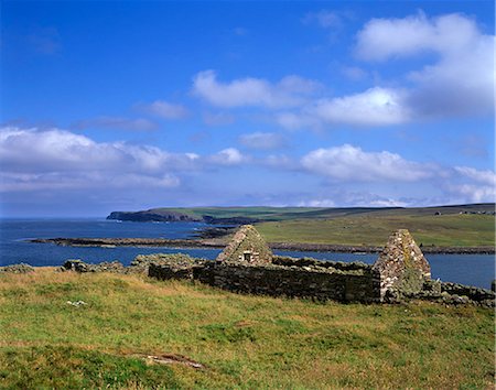 shetland islands - Abandoned house on the shores of Hamna Voe, Eshaness Peninsula, Northmavine, Shetland Islands, Scotland, United Kingdom, Europe Stock Photo - Rights-Managed, Code: 841-03064291