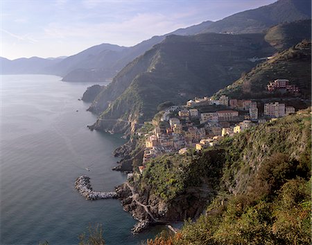 simsearch:841-03868686,k - Riomaggiore, le village traditionnel de pêcheurs et le côte des Cinque Terre, l'UNESCO World Heritage s'asseoir, Ligurie, Italie, Europe Photographie de stock - Rights-Managed, Code: 841-03064389