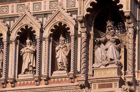 simsearch:841-03029241,k - Detail of the facade of polychrome marble of the Duomo Santa Maria del Fiore, UNESCO World Heritage Site, Florence, Tuscany, Italy, Europe Stock Photo - Rights-Managed, Code: 841-03064409