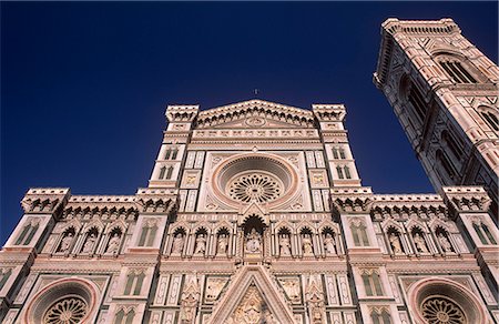 simsearch:841-03067065,k - Facade of polychrome marble of the Duomo Santa Maria del Fiore and Giotto's campanile, UNESCO World Heritage Site, Florence, Tuscany, Italy, Europe Stock Photo - Rights-Managed, Code: 841-03064411