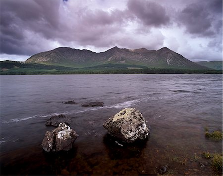 simsearch:841-03063029,k - Lough Inagh and Bencorr, 710 m, Connemara, County Galway, Connacht, Republic of Ireland, Europe Foto de stock - Con derechos protegidos, Código: 841-03064483