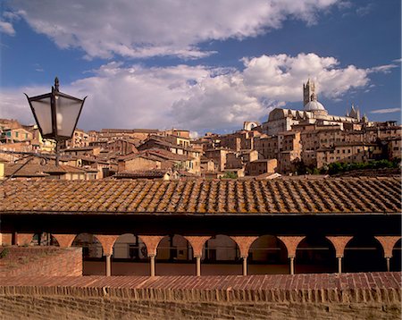 simsearch:841-02920817,k - View of city with Duomo at right, Siena, UNESCO World Heritage Site, Tuscany, Italy, Europe Foto de stock - Con derechos protegidos, Código: 841-03064528