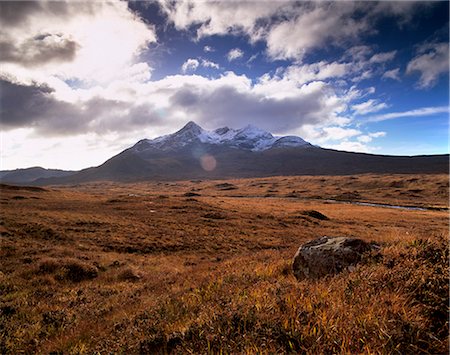 simsearch:841-03064736,k - Sgurr nan Gillean, 964 m, plage de Black Cuillins près de Sligachan, Isle of Skye, Hébrides intérieures en Écosse, Royaume-Uni, Europe Photographie de stock - Rights-Managed, Code: 841-03064696