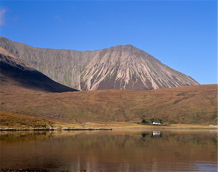 simsearch:841-03064736,k - Loch Hainort et Red Cuillins plage, île de Skye, Hébrides intérieures en Écosse, Royaume-Uni, Europe Photographie de stock - Rights-Managed, Code: 841-03064711