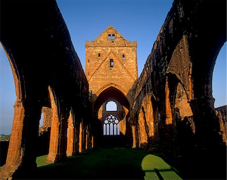 Sweetheart Abbey, Cistercian abbey dating from the 13th and 14th centuries, New Abbey, Dumfries and Galloway, Scotland, United Kingdom, Europe Foto de stock - Direito Controlado, Número: 841-03064820