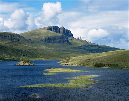 storrs - Loch Fada et le Storr, 719 m, Isle of Skye, Ecosse, Royaume-Uni, Europe Photographie de stock - Rights-Managed, Code: 841-03064875