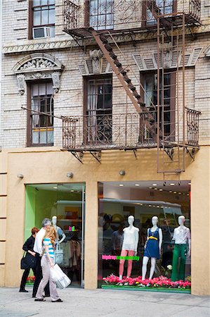 soho - Clothing store in Soho district, Downtown Manhattan, New York City, New York, United States of America, North America Stock Photo - Rights-Managed, Code: 841-03065621