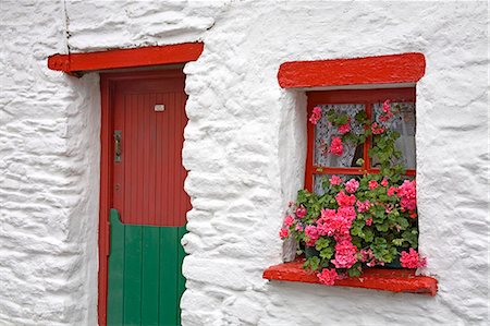 simsearch:841-02708648,k - Cottage, Dingle Town, Dingle Peninsula, County Kerry, Munster, Republic of Ireland, Europe Stock Photo - Rights-Managed, Code: 841-03065722